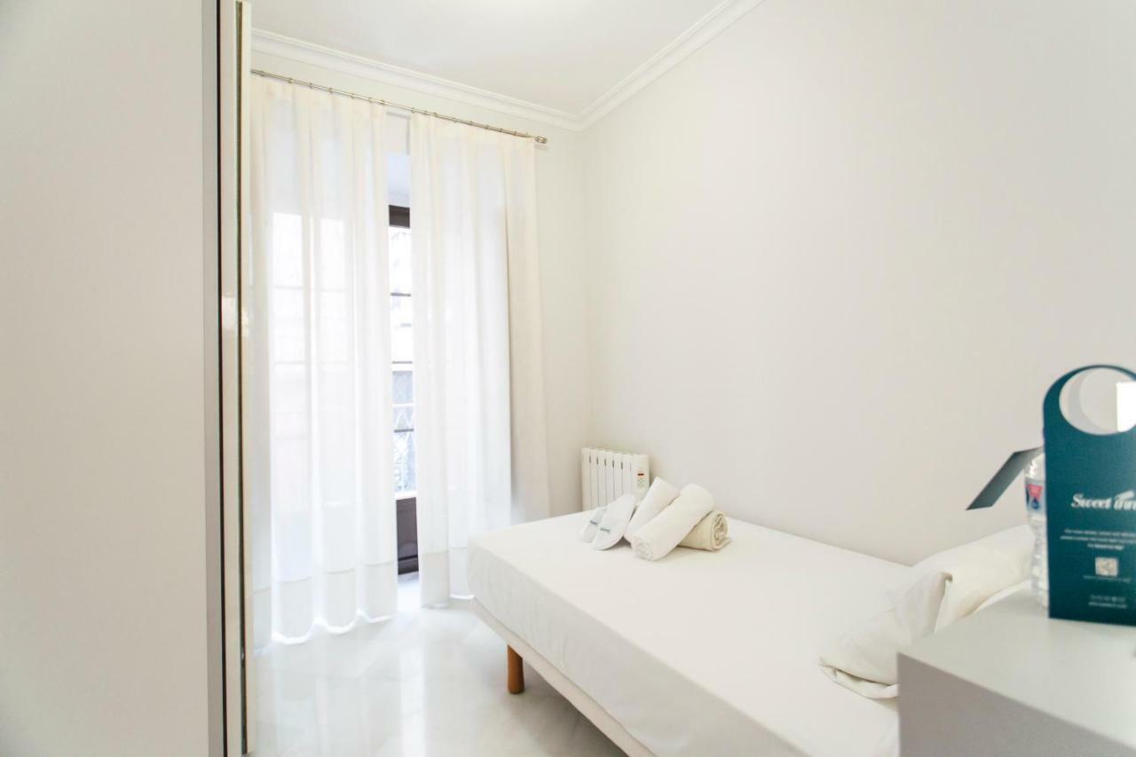 Minimalism And Modern- 2Bd 1Bth- Las Setas Sevilla Eksteriør bilde