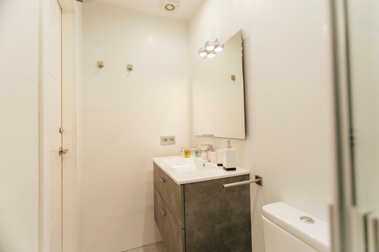 Minimalism And Modern- 2Bd 1Bth- Las Setas Sevilla Eksteriør bilde